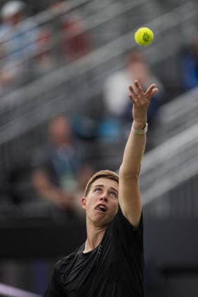 S-HERTOGENBOSCH, NETHERLANDS - JUNE 12: Thijs Boogaard of the Netherlands serves to Daniil Medvedev during their ATP, Tennis Herren Singles match at the LibÃ ma Open on June 12, 2026 at Autotron s-Hertogenbosch in s-Hertogenbosch, Netherlands. Credit: Andy Astfalck NurPhoto Netherlands Copyright: xAndyxAstfalckx