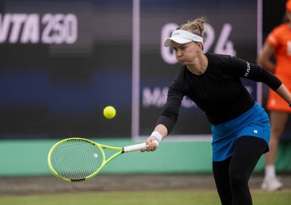 S-HERTOGENBOSCH, NETHERLANDS - JUNE 12: Barbora Krejcikova of the Czech Republic plays a forehand against Elena-Gabriela Ruse of Romania during their WTA, Tennis Damen Singles match at the LibÃ ma Open on June 12, 2026 at Autotron s-Hertogenbosch in s-Hertogenbosch, Netherlands. Credit: Andy Astfalck NurPhoto Netherlands Copyright: xAndyxAstfalckx