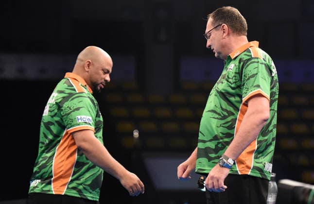 12 06 2026, xhbx, Dart World Cup of Darts 2026, v l Devon Petersen South Africa , Graham Filby South Africa DFL DFB REGULATIONS PROHIBIT ANY USE OF PHOTOGRAPHS as IMAGE SEQUENCES and or QUASI VIDEO Frankfurt