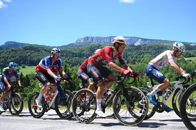 Tour Auvergne - Rhone-Alpes 2026 Stage 6 CREST-VOLAND, FRANCE - JUNE 12 : Veistroffer Baptiste (FRA) of Lotto Intermarche, Godon Dorian (FRA) of Netcompany INEOS during stage 6 of the 78th edition of Tour Auvergne - Rhone-Alpes an UCI World Tour 2.UWT cycling road race stage for Men Elite of 182.3 km with start in Saint-Vulbas and finish in Crest-Voland on June 12, 2026 in Crest-Voland, France, 12 06 2026 ( Motordriver Guy De Vuyst - Crest-Voland France  Copyright: xVincentxKalutx