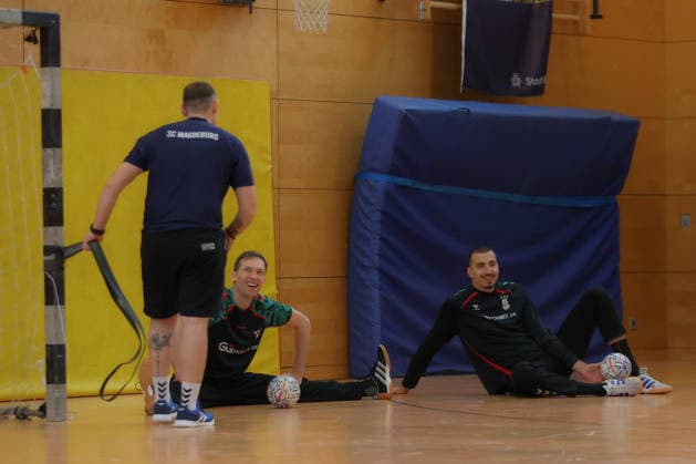 12 06 2026, xtgx, Handball, EHF Champions League, Final training SC Magdeburg v l Nikola Portner Magdeburg, 80 Matej Mandic Magdeburg, 12 Koeln
