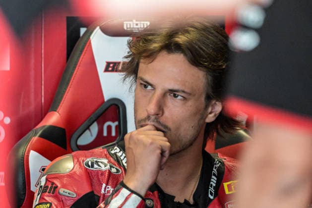MOTORSPORTS - Superbike - Pirelli Emilia Romagna Round Photo by IPA ABACAPRESS.COM85610306 - Nicolo Bulega ITA Ducati Panigale V4R Aruba.It Racing - Ducati rider waits in the pits during the Pirelli Emilia Romagna Round of the World Superbike Championship (SBK) in Italy, June 12, 2026 Italy Italy  Copyright: xIPAxSport ABACAx