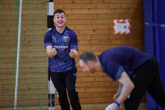 12 06 2026, xtgx, Handball, EHF Champions League, Final training Füchse Berlin v l Tim Freihoefer Freihöfer, Berlin, 20 lacht Koeln