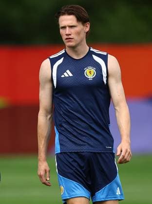 Scott McTominay of Scotland Scotland Training Session, 2026 FIFA World Cup, WM, Weltmeisterschaft, Fussball Football, Revolution Training Centre, Foxborough, Massachusetts, USA - 12 Jun 2026Foxborough Revolution Training Centre Massachusetts (MA) United States of America EDITORIAL USE ONLY No use with unauthorised audio, video, data, fixture lists, club league logos or live services. Online in-match use limited to 120 images, no video emulation. No use in betting, games or single club league player publications.  Copyright: xMichaelxZemanek Shutterstockx 16919994m