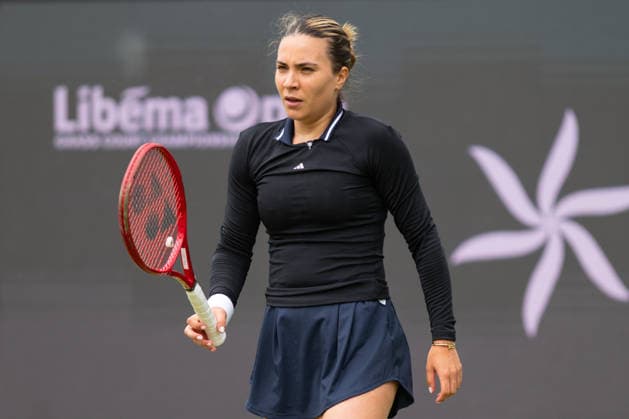 Elena Gabriela Ruse during the match against Barbora Krejcikova, Tennis, Libema Open 2026, WTA Masters 250, 12 06 2026, Rosmalen Grass Court Championships, Centre Court Rosmalen, s Hertogenbosch North Brabant Netherlands Copyright: xkolbert-press MarkusxVerwimpx