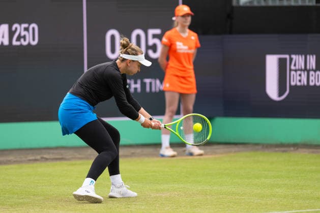 Barbora Krejcikova during the match against Elena Gabriela Ruse, Tennis, Libema Open 2026, WTA Masters 250, 12 06 2026, Rosmalen Grass Court Championships, Centre Court Rosmalen, s Hertogenbosch North Brabant Netherlands Copyright: xkolbert-press MarkusxVerwimpx
