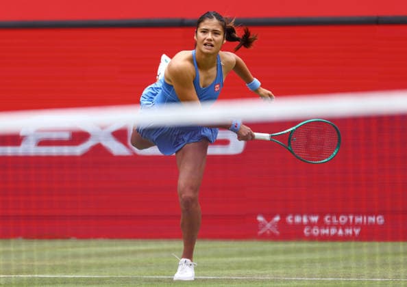 2026 HSBC Tennis Championships, Queens Club, London, UK - 12 06 2026 Emma Raducanu (GBR) in action during her second round match against Sorana Cristea (ROU) in the HSBC 2026 Championships at Queens Club in London London Queens Club London GBR Copyright: xMarkxGreenwoodx