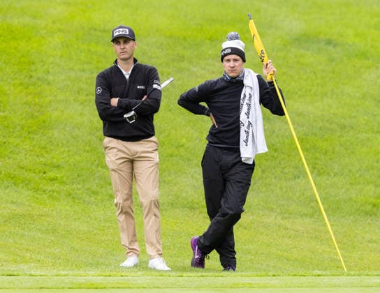 GOLF - Interwetten Open HAUS,AUSTRIA,12.JUN.26 - GOLF - HotelPlanner Tour, Interwetten Open, Golfclub Schladming. Image shows Matthias Schwab (AUT) and Simon Hartweger.  GEPAxpictures xHaraldxSteiner