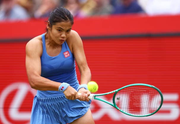 2026 HSBC Tennis Championships, Queens Club, London, UK - 12 06 2026 Emma Raducanu (GBR) in action during her second round match against Sorana Cristea (ROU) in the HSBC 2026 Championships at Queens Club in London London Queens Club London GBR Copyright: xMarkxGreenwoodx