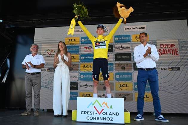 Tour Auvergne - Rhone-Alpes 2026 Stage 6 CREST-VOLAND, FRANCE - JUNE 12 : Tuckwell Luke (AUS) of Red Bull - BORA - Hansgrohe pictured with the yellow jersey during the podium ceremony of stage 6 of the 78th edition of Tour Auvergne - Rhone-Alpes an UCI World Tour 2.UWT cycling road race stage for Men Elite of 182.3 km with start in Saint-Vulbas and finish in Crest-Voland on June 12, 2026 in Crest-Voland, France, 12 06 2026 ( Motordriver Guy De Vuyst - Crest-Voland France  Copyright: xVincentxKalutx