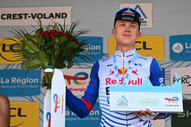 Tour Auvergne - Rhone-Alpes 2026 Stage 6 CREST-VOLAND, FRANCE - JUNE 12 : Van Gils Maxim (BEL) of Red Bull - BORA - Hansgrohe pictured during the podium ceremony of stage 6 of the 78th edition of Tour Auvergne - Rhone-Alpes an UCI World Tour 2.UWT cycling road race stage for Men Elite of 182.3 km with start in Saint-Vulbas and finish in Crest-Voland on June 12, 2026 in Crest-Voland, France, 12 06 2026 ( Motordriver Guy De Vuyst - Crest-Voland France  Copyright: xVincentxKalutx