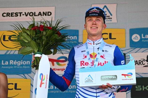Tour Auvergne - Rhone-Alpes 2026 Stage 6 CREST-VOLAND, FRANCE - JUNE 12 : Van Gils Maxim (BEL) of Red Bull - BORA - Hansgrohe pictured during the podium ceremony of stage 6 of the 78th edition of Tour Auvergne - Rhone-Alpes an UCI World Tour 2.UWT cycling road race stage for Men Elite of 182.3 km with start in Saint-Vulbas and finish in Crest-Voland on June 12, 2026 in Crest-Voland, France, 12 06 2026 ( Motordriver Guy De Vuyst - Crest-Voland France  Copyright: xVincentxKalutx