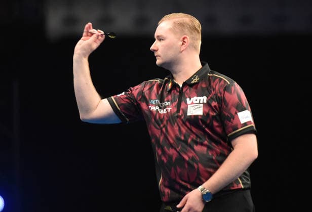 12 06 2026, xhbx, Dart World Cup of Darts 2026, v l Dimitri Van den Bergh Belgium DFL DFB REGULATIONS PROHIBIT ANY USE OF PHOTOGRAPHS as IMAGE SEQUENCES and or QUASI VIDEO Frankfurt
