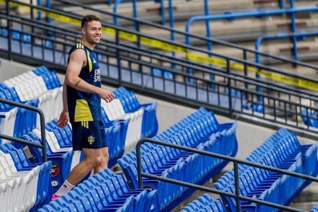 260612 Gabriel Gudmundsson of the Swedish national football team at a training session during day 2 of the FIFA World Cup 2026 on June 12, 2026 in Dallas Photo Petter Arvidson BILDBYRAN kod PA PA1229 fotboll football soccer fotball vm fotbolls vm fotball vm fotbolls vm 2026 fifa world cup 2026 träning practice training sverige sweden sverige a bbeng  Copyright: PETTERxARVIDSON BB260612PA010