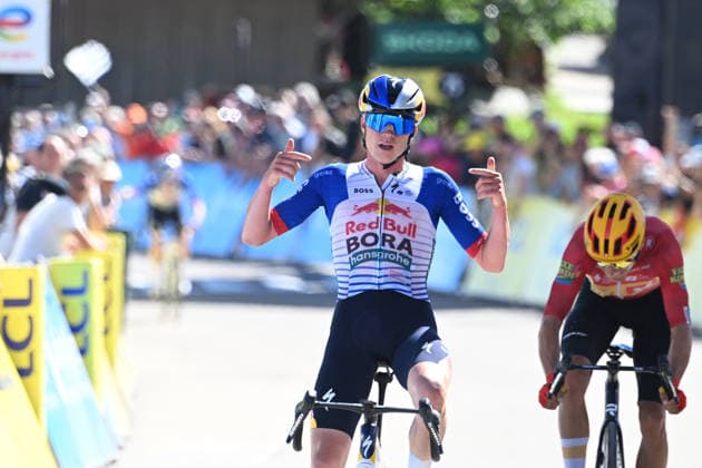 12-06-2026 Tour Auvergne - Rhone Alpes; Tappa 06 Saint Vulbas - Crest Voland; 2026, Red Bull - Bora Hansgrohe; 2026, Uno X - Mobility; Van Gils, Maxim; Johannessen, Tobias Halland; Crest Voland; 