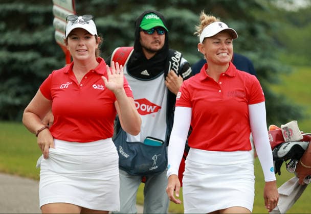 Dow Championship Midland, MI - JUNE 12: Teammates Kate Smith-Stroh (left) of the United States and Jessica Porvasnik of the United States (right) walk to the 2nd tee during the second round of the Dow Championship at Midland Country Club on June 12, 2026 in Midland, Michigan. Midland Michigan United States  Copyright: xAmyxLemusx originalFilename:lemus-dowchamp260612_np7aB.jpg