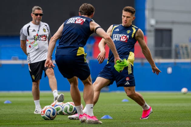 260612 Viktor Gyökeres of the Swedish national football team at a training session during day 2 of the FIFA World Cup 2026 on June 12, 2026 in Dallas Photo Petter Arvidson BILDBYRAN kod PA PA1229 fotboll football soccer fotball vm fotbolls vm fotball vm fotbolls vm 2026 fifa world cup 2026 träning practice training sverige sweden sverige a bbeng  Copyright: PETTERxARVIDSON BB260612PA016