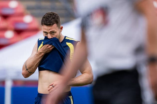 260612 Gabriel Gudmundsson of the Swedish national football team at a training session during day 2 of the FIFA World Cup 2026 on June 12, 2026 in Dallas Photo Petter Arvidson BILDBYRAN kod PA PA1229 fotboll football soccer fotball vm fotbolls vm fotball vm fotbolls vm 2026 fifa world cup 2026 träning practice training sverige sweden sverige a bbeng  Copyright: PETTERxARVIDSON BB260612PA017