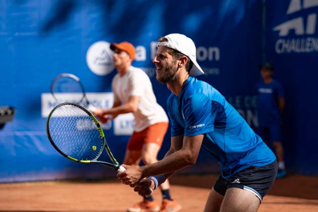 TENNIS : Open Sopra Steria - Lyon Villeurbanne 10 06 2026 Lucas Poullain en double avec Geoffrey Blancaneaux lors du tournoi de tennis ATP, Tennis Herren Challenger Tour, Open Sopra Steria Ã Lyon-Villeurbanne, le 10 06 2026. Photo Sandrine Thesillat PsNewZ  Copyright: xSandrinexTHESILLATx