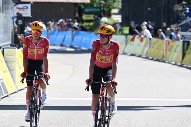 12-06-2026 Tour Auvergne - Rhone Alpes; Tappa 06 Saint Vulbas - Crest Voland; 2026, Uno X - Mobility; Kron, Andreas Lorentz; Johannessen, Anders Halland; Crest Voland; 