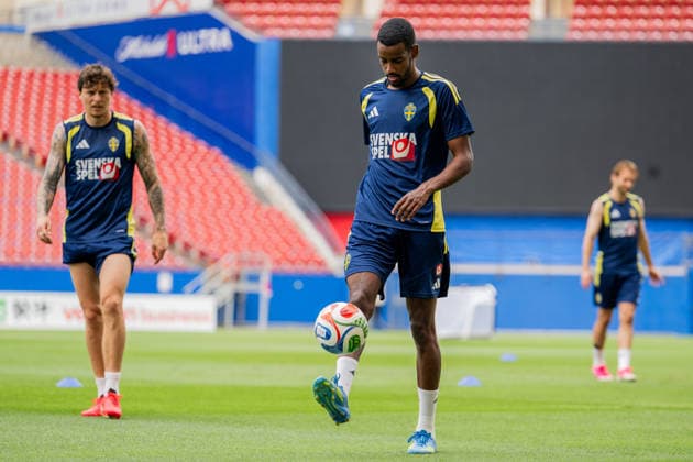 260612 Alexander Isak of the Swedish national football team at a training session during day 2 of the FIFA World Cup 2026 on June 12, 2026 in Dallas Photo Petter Arvidson BILDBYRAN kod PA PA1229 fotboll football soccer fotball vm fotbolls vm fotball vm fotbolls vm 2026 fifa world cup 2026 träning practice training sverige sweden sverige a bbeng  Copyright: PETTERxARVIDSON BB260612PA041