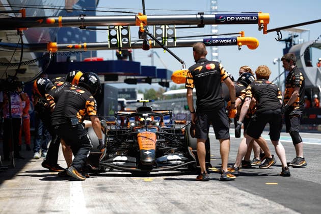 81 PIASTRI Oscar from , McLaren F1 Team MCL40, action during the Formula 1 Barcelona Catalunya Grand Prix 2026, 7th round of the 2026 Formula One World Championship from June 12 to 14, 2026 on the Circuit de Barcelona Catalunya, in Montmelo, Spain Photo Hoch Zwei Montmelo Spain