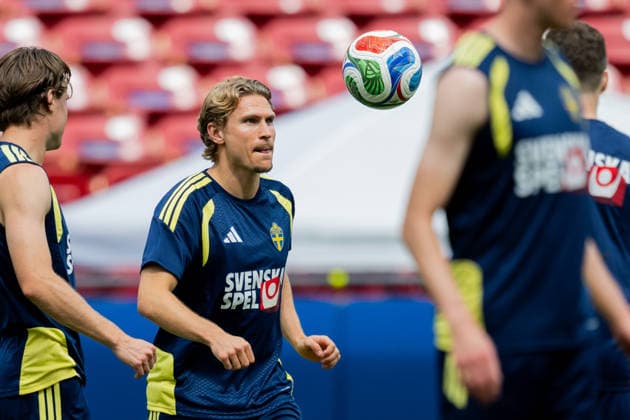 260612 Carl Starfelt of the Swedish national football team at a training session during day 2 of the FIFA World Cup 2026 on June 12, 2026 in Dallas Photo Petter Arvidson BILDBYRAN kod PA PA1229 fotboll football soccer fotball vm fotbolls vm fotball vm fotbolls vm 2026 fifa world cup 2026 träning practice training sverige sweden sverige a bbeng  Copyright: PETTERxARVIDSON BB260612PA063