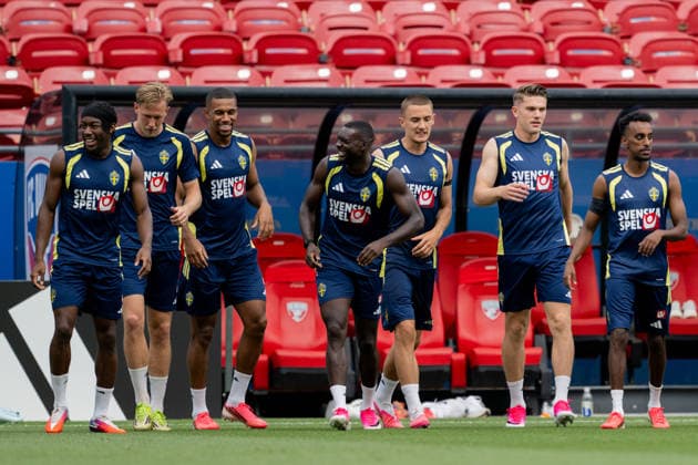 260612 Anthony Elanga, Herman Johansson, Isak Hien, Ken Sema, Gustaf Lagerbielke, Viktor Gyökeres and Taha Ali of the Swedish national football team at a training session during day 2 of the FIFA World Cup 2026 on June 12, 2026 in Dallas Photo Petter Arvidson BILDBYRAN kod PA PA1229 fotboll football soccer fotball vm fotbolls vm fotball vm fotbolls vm 2026 fifa world cup 2026 träning practice training sverige sweden sverige a bbeng  Copyright: PETTERxARVIDSON BB260612PA071