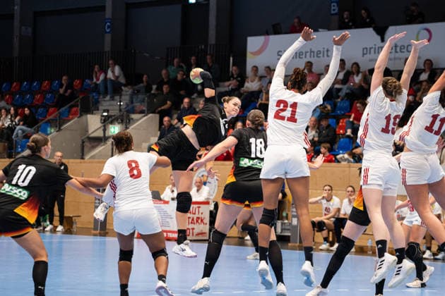 U20 Women National Team Germany GER vs U20 Women National Team France FRA , Handball, Four Nations Tournament, 12 6 2026, Season 2025 2026, Hanover Marlene Tucholke Germany U20 Women, 20, plays at HC Leipzig in goal throw Hanover Sports Center Vinnhorst Germany