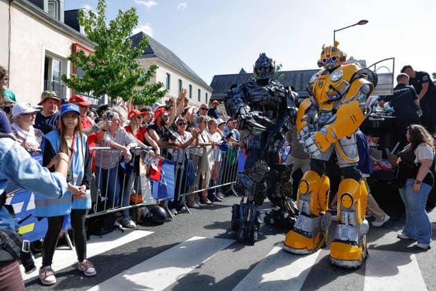 24 HEURES DU MANS 2026 - DRIVERS PARADE Ambiance during the Drivers Parade of the 24 Hours of Le Mans 2026, 3rd round of the 2026 FIA World Endurance Championship, on June 12, 2026 in Le Mans, France - Le MansFrance  Copyright: xFREDERICxLExFLOCxHx
