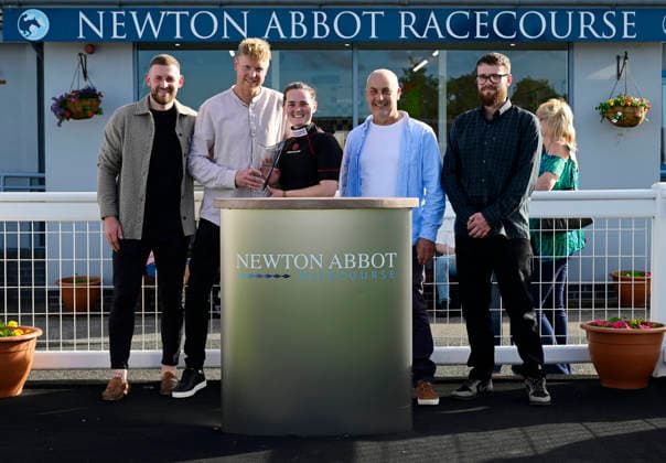Newton Abbot Races, Newton Abbot, UK - 12 June 2026 Race winner, Coup De Gold ridden by Miss Eleanor Williams with the winning connections. Race 3 - 18:25 Newton Abbot - Olympus Plant & Tool Hire Handicap Hurdle (Class 5) at Newton Abbot Racecourse, Newton Abbot, Devon, England - Newton Abbot Newton Abbot Racecourse Devon England Copyright: xPhilxMingo PPAUKx PPA-280715