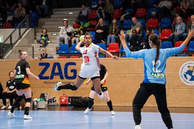 U20 Women National Team Germany GER vs U20 Women National Team France FRA , Handball, Four Nations Tournament, 12 6 2026, Season 2025 2026, Hannover Mara Vama France U20 Women, 18 in goal throw against Merle Muth Germany U20 Women, 12, playing at TSV Bayer 04 Leverkusen Hannover Sportzentrum Vinnhorst Germany