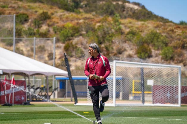 USA Soccer FIFA World Cup 2026 Training of the Swiss national team at Basecamp San Diego San Diego Jewish Academy, Carmel Valley, San Diego, California Murat Yakin coach, Switzerland during a training session of the Swiss national team at the official team base camp in San Diego The selection of national team coach Murat Yakin prepares for the FIFA World Cup 2026 in the USA, Canada and Mexico Copyright: xJOERANxSTEINSIEKx