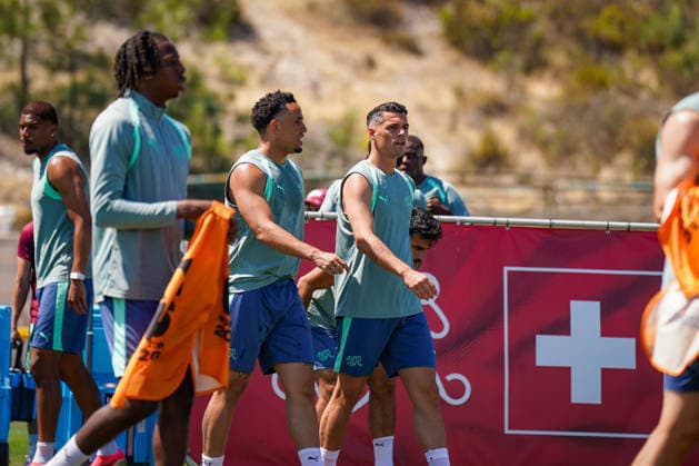 USA Soccer FIFA World Cup 2026 Swiss national team training at base camp San Diego San Diego Jewish Academy, Carmel Valley, San Diego, California Granit Xhaka Switzerland, 10 during a Swiss national team training session at the official team base camp in San Diego National coach Murat Yakins team is preparing for the 2026 FIFA World Cup in the USA, Canada and Mexico Copyright: xJOERANxSTEINSIEKx