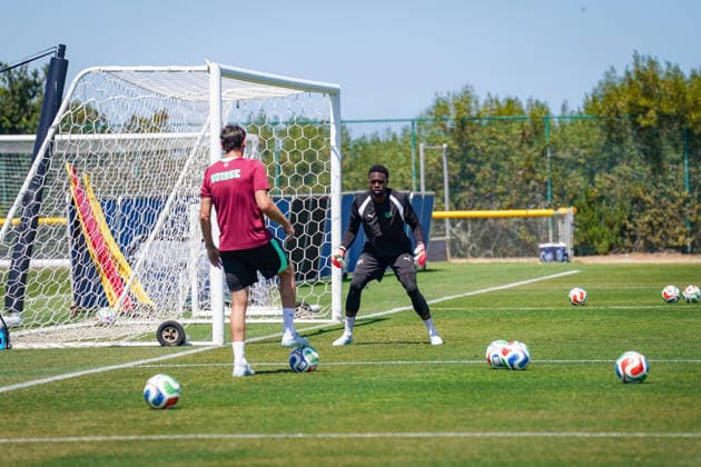 USA Soccer FIFA World Cup 2026 Swiss national team training at San Diego base camp San Diego Jewish Academy, Carmel Valley, San Diego, California Yvon Mvogo Switzerland, 12 during a Swiss national team training session at the official team base camp in San Diego National coach Murat Yakins team is preparing for the 2026 FIFA World Cup in the USA, Canada and Mexico Copyright: xJOERANxSTEINSIEKx