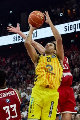 German Basketball Bundesliga BBL , FC Bayern Munich Basketball vs ALBA Berlin, Munich FC Bayern Basketball, Berlin ALBA, 2026 06 12 in Munich SAP Garden RATAJ Michael ALBA Berlin Power Forward PF Nr21 BER21 , MCCORMACK David FC Bayern Munich Basketball Center C Nr33 FCBB33 , LUCIC Vladimir FC Bayern Munich Basketball Small Forward SF Nr11 FCBB11 sportworld Munich SAP Garden Bayern Germany