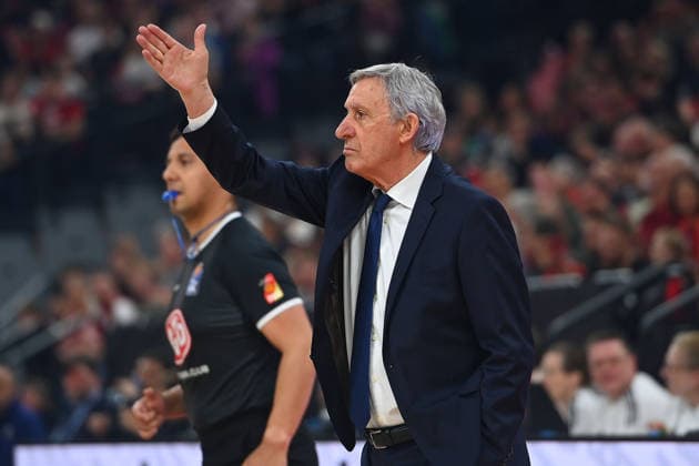 Coach Svetislav PESIC FCB, gestures, gives instructions, single image, cropped single motif, half figure, half figure, Basketball BBL, Season 2025 2026 Play Off Final Game 1, FC Bayern Muenchen Alba Berlin on 12 06 2026 S A P G A R D EN