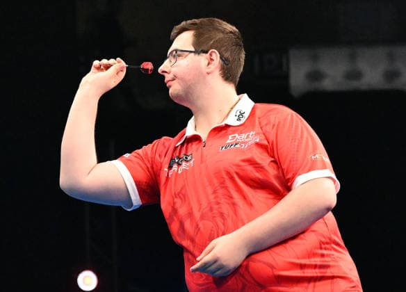 12 06 2026, xhbx, Dart World Cup of Darts 2026, v l Sebastian Bialecki Poland DFL DFB REGULATIONS PROHIBIT ANY USE OF PHOTOGRAPHS as IMAGE SEQUENCES and or QUASI VIDEO Frankfurt