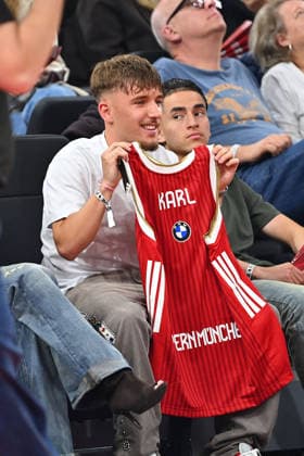 Lennart KARL Bayern Muenchen gets a basketball jersey, Basketball BBL,Saison 2025 2026 Play Off Finale Spiel 1, FC Bayern Muenchen Alba Berlin am 12 06 2026 S A P G A R D EN