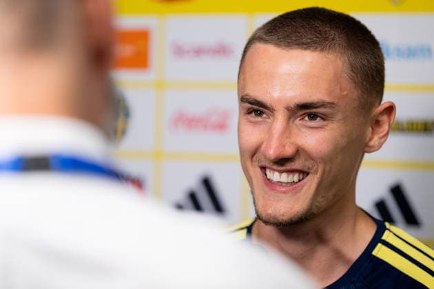 260612 Gustaf Lagerbielke of the Swedish men s national football team in the mixed zone after a training session during day 2 of the FIFA World Cup 2026 on June 12, 2026 in Dallas Photo Petter Arvidson BILDBYRAN kod PA PA1230 fotboll football soccer fotball vm fotbolls vm fotball vm fotbolls vm 2026 fifa world cup 2026 mixed zone sverige sweden sverige a day 2 bbeng  Copyright: PETTERxARVIDSON BB260612PA111