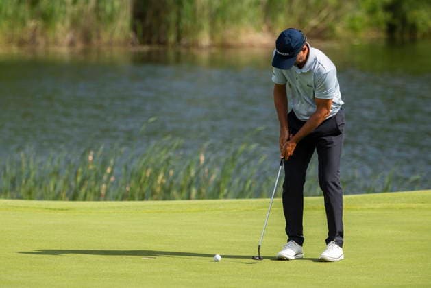 June 12, 2026, Caledon, On, Canada: Mike Weir, of Sarnia, Ont., putts on the eighteenth hole during the second round of the RBC Canadian Open in Caledon, Ont., on Friday, June 12, 2026. Canada News - June 12, 2026  - ZUMAc35_ 20260612_zaf_c35_095 Copyright: xNickxIwanyshynx