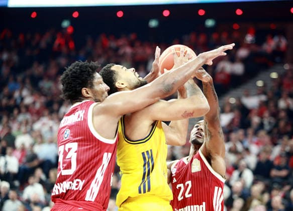 in the center Norris AGBAKOKO Berlin , Basketball, He Bundesliga, 2025 26, Final 1 match, FC Bayern Basketball vs Alba Berlin, SAP Garden, 12 06 26, Copyright: WolfgangxFehrmann