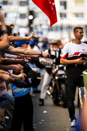 24 HEURES DU MANS 2026 - DRIVERS PARADE spectators, fans during the Drivers Parade of the 24 Hours of Le Mans 2026, 3rd round of the 2026 FIA World Endurance Championship, on June 12, 2026 in Le Mans, France - Le MansFrance  Copyright: xCharlyxLopezx