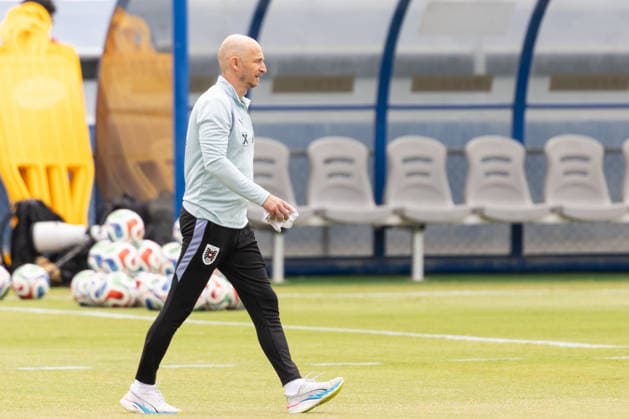 SOCCER - FIFA World Cup, WM, Weltmeisterschaft, Fussball 2026, preview SANTA BARBARA,CALIFORNIA,USA,12.JUN.26 - SOCCER - FIFA World Cup 2026, USA, Mexico, Canada, preview, OEFB, Oesterreichischer Fussball-Bund, training team AUT. Image shows team doctor Michael Fiedler (AUT).  GEPAxpictures xArminxRauthner