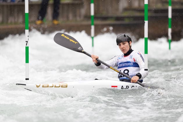 Ana Fernandes Castro PAR at ICF CANOE SLALOM WORLD CUP, Canoeing, Women, Kayak, 2026, on 12 06 2026 in Augsburg, Eiskanal Bayern Germany