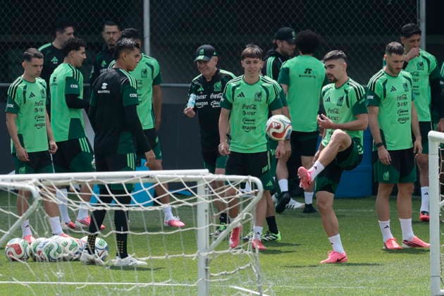 FIFA World Cup, WM, Weltmeisterschaft, Fussball 2026 - Mexico training session Players of Mexico take part in a training session as part of the FIFA World Cup 2026, in Mexico City, Mexico, 12 June 2026. Ciudad de Mexico Mexico  Copyright: xJOSExMENDEZx