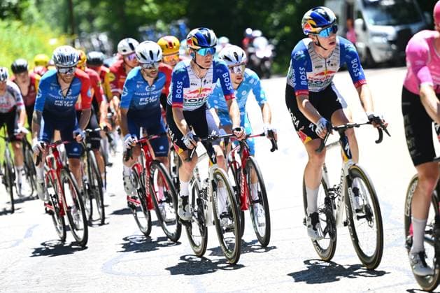 Tour Auvergne - Rhone-Alpes 2026 Stage 6 CREST-VOLAND, FRANCE - JUNE 12 : Tuckwell Luke (AUS) of Red Bull BORA Hansgrohe during stage 6 of the 78th edition of Tour Auvergne - Rhone-Alpes an UCI World Tour 2.UWT cycling road race stage for Men Elite of 182.3 km with start in Saint-Vulbas and finish in Crest-Voland on June 12, 2026 in Crest-Voland, France, 12 06 2026 ( Motordriver Guy De Vuyst - Crest-Voland France  Copyright: xVincentxKalutx