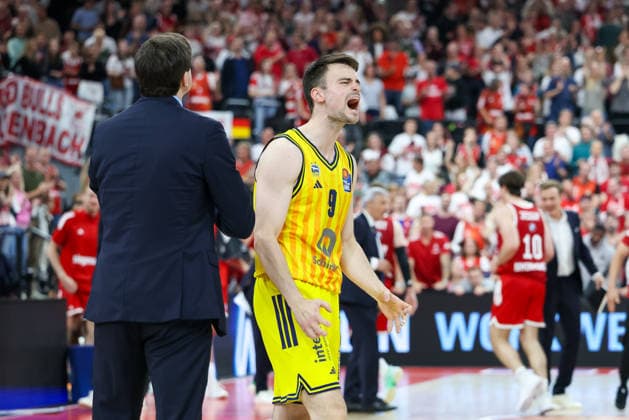 Jonas Mattisseck Alba Berlin, 09 calls, emotions, facial expressions, GER, FC Bayern Basketball vs Alba Berlin, basketball, easycredit Basketball Bundesliga, playoffs, final, game 1, season 2025 2026, 12 06 2026, GER, FC Bayern Basketball vs Alba Berlin, basketball, easycredit Basketball Bundesliga, playoffs, final, game 1, season 2025 2026, 12 06 2026 Muenchen Copyright: xEibner-Pressefoto JennixMaulx EP_JML