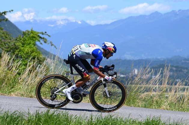 Tour Auvergne - Rhone-Alpes 2026 Stage 6 CREST-VOLAND, FRANCE - JUNE 12 : Martinez Daniel Felipe (COL) of Red Bull - BORA - Hansgrohe during stage 6 of the 78th edition of Tour Auvergne - Rhone-Alpes an UCI World Tour 2.UWT cycling road race stage for Men Elite of 182.3 km with start in Saint-Vulbas and finish in Crest-Voland on June 12, 2026 in Crest-Voland, France, 12 06 2026 ( Motordriver Guy De Vuyst - Crest-Voland France  Copyright: xVincentxKalutx