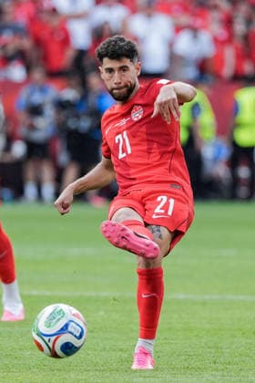Jonathan Osorio of Canada passes the ball during a group stage match of the 2026 FIFA Men s World Cup between Canada and Bosnia and Herzegovina at Toronto Stadium in Toronto on June 12, 2026. Richard Callis Fotoarena (Richard Callis SPP)  Copyright: xRichardxCallisx xSPPx spp-en-RiCa-2960845